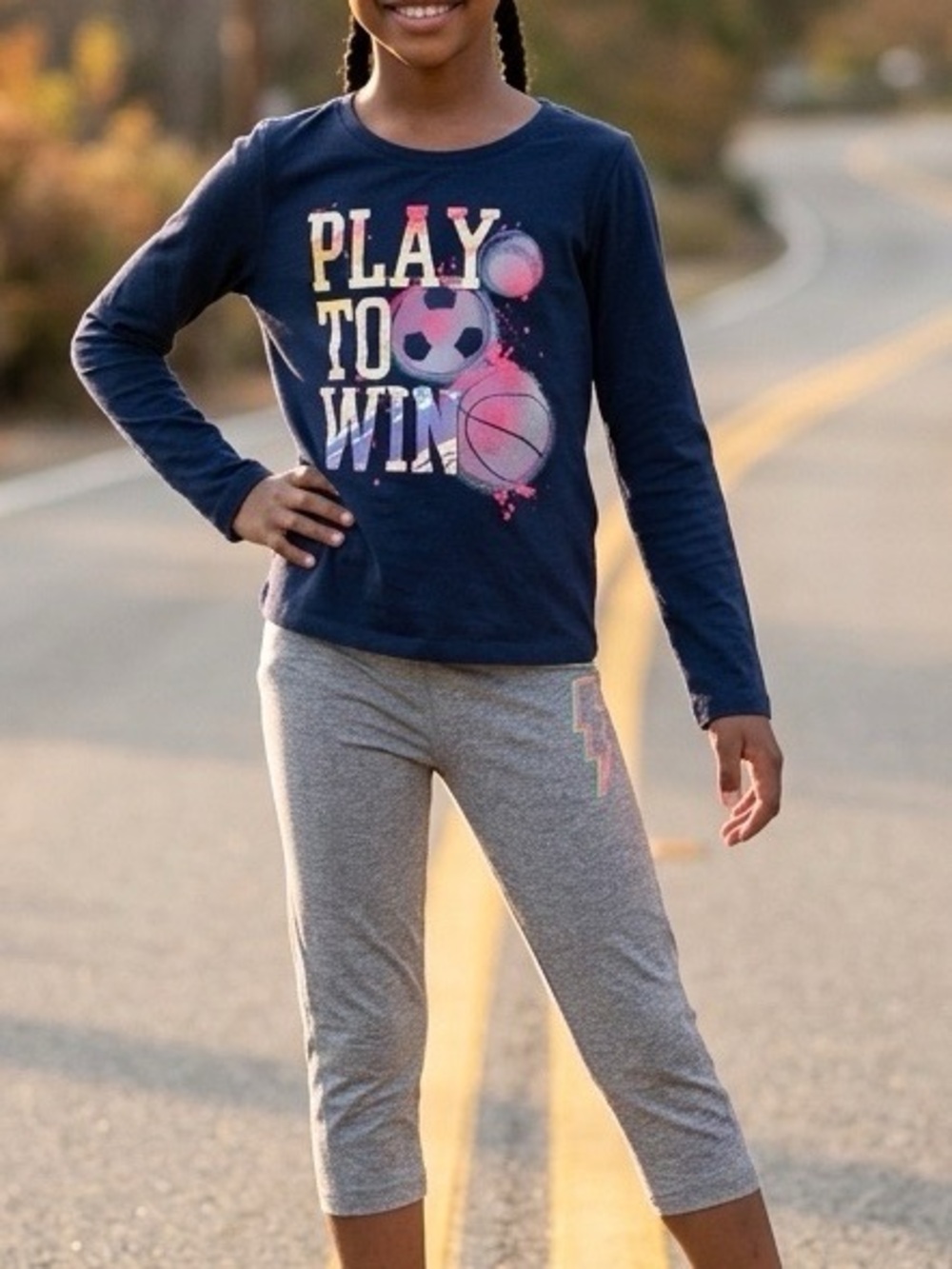 Girls Navy 'Play to Win' Long-Sleeve Tee, Grey Capri Leggings-2 Piece Set